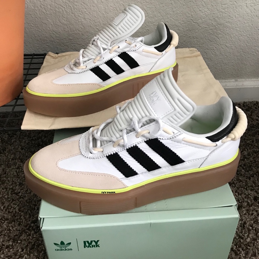 IVY PARK Supersleek 72